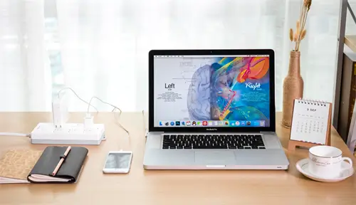 涪陵大学张静简介照片